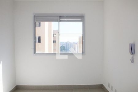 Sala/Cozinha de apartamento à venda com 2 quartos, 32m² em Itaquera, São Paulo