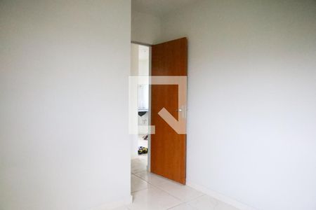 Quarto 1 de apartamento para alugar com 2 quartos, 45m² em Parque São José, Belo Horizonte