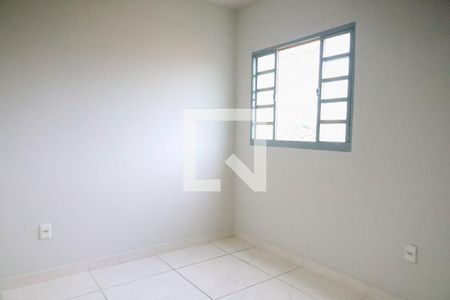 Quarto 1 de apartamento para alugar com 2 quartos, 45m² em Parque São José, Belo Horizonte