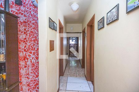 Corredor de casa à venda com 3 quartos, 159m² em Pinheiro, São Leopoldo