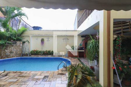 Piscina de casa à venda com 4 quartos, 450m² em Vila Sorocabana, Guarulhos