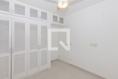 Quarto 2 de apartamento para alugar com 4 quartos, 178m² em Vila Maia, Guarujá