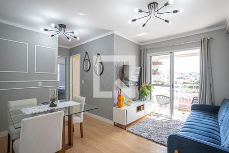 Sala de apartamento à venda com 2 quartos, 48m² em Km 18, Osasco