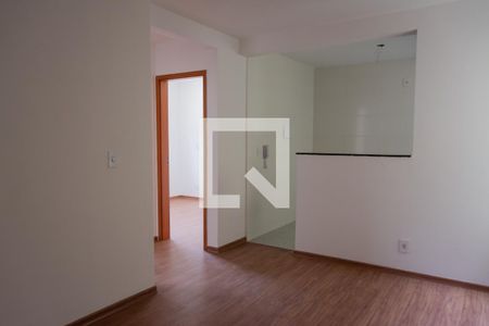 Sala de apartamento para alugar com 2 quartos, 45m² em São Goncalo, Contagem