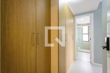 Entrada de kitnet/studio para alugar com 1 quarto, 30m² em Farroupilha, Porto Alegre