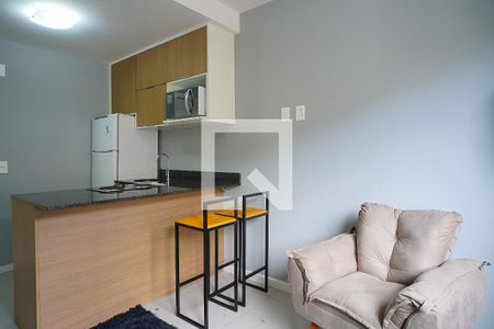 Sala - Quarto de kitnet/studio para alugar com 1 quarto, 30m² em Farroupilha, Porto Alegre