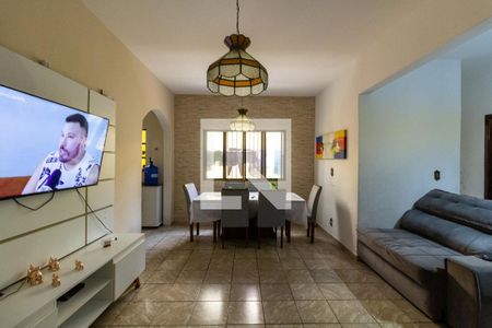 Sala de casa para alugar com 5 quartos, 230m² em Vila Caiçara, Praia Grande