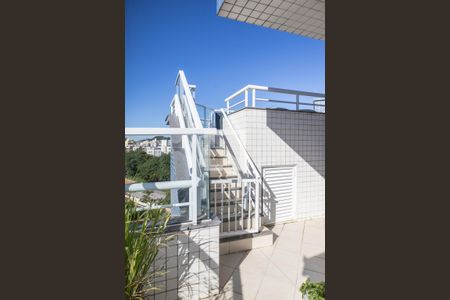 Apartamento para alugar com 304m², 3 quartos e 3 vagas