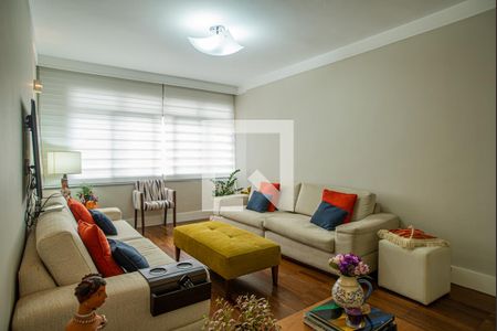 Sala de TV de apartamento à venda com 3 quartos, 140m² em Bela Vista, São Paulo
