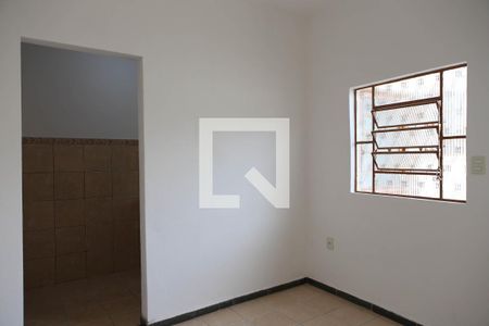 Sala de casa para alugar com 1 quarto, 52m² em Glória, Belo Horizonte