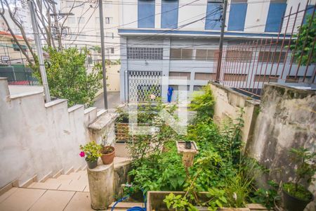 Vista de casa à venda com 5 quartos, 119m² em Mirandópolis, São Paulo