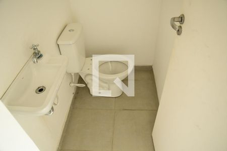 Lavabo de casa de condomínio para alugar com 3 quartos, 106m² em Granja Viana, Cotia