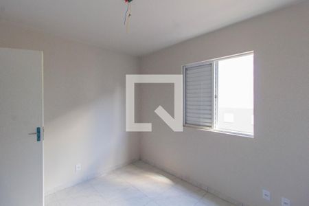 Quarto 2 de apartamento para alugar com 2 quartos, 45m² em Santa Cruz, Gravataí