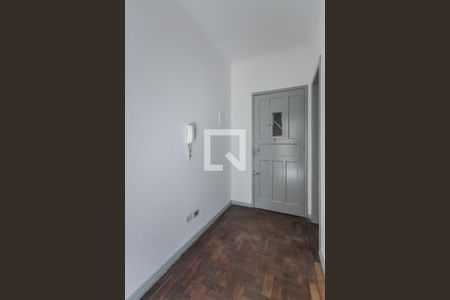 Hall de entrada de apartamento para alugar com 1 quarto, 40m² em Floresta, Porto Alegre