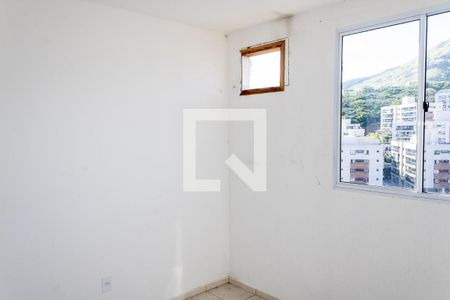 Quarto 1 de apartamento para alugar com 2 quartos, 48m² em Campo Grande, Rio de Janeiro