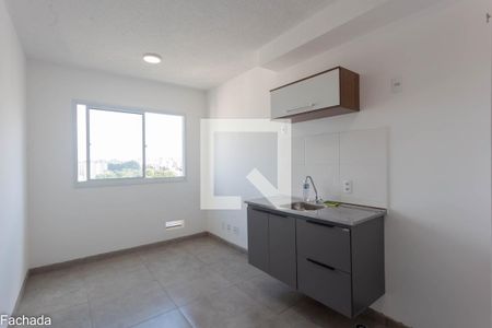 Sala/cozinha
 de apartamento para alugar com 1 quarto, 26m² em Jardim Santa Emilia, São Paulo