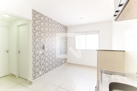 Sala/Cozinha de apartamento para alugar com 2 quartos, 32m² em Vila Nova Curuçá, São Paulo