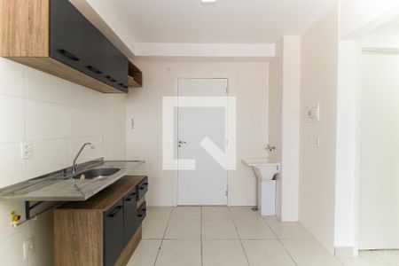 Sala/Cozinha de apartamento para alugar com 2 quartos, 32m² em Vila Nova Curuçá, São Paulo