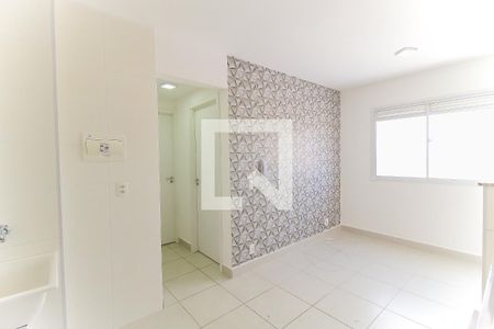 Sala/Cozinha de apartamento para alugar com 2 quartos, 32m² em Vila Nova Curuçá, São Paulo