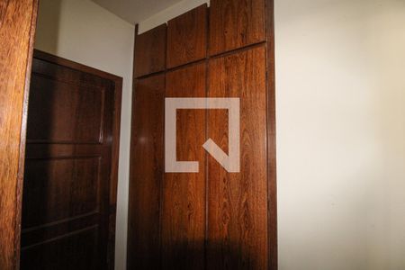 Armário - Entrada de apartamento à venda com 4 quartos, 213m² em Cidade Jardim, Belo Horizonte