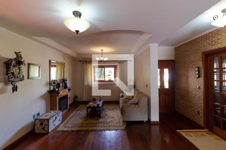 Casa de condomínio à venda com 390m², 3 quartos e 2 vagasSala de Estar