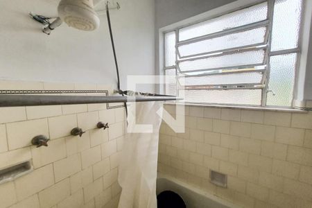 Banheiro de apartamento para alugar com 1 quarto, 50m² em Icaraí, Niterói