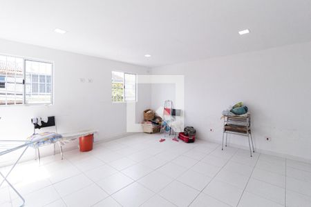 Sacada de casa à venda com 3 quartos, 216m² em Presidente Altino, Osasco