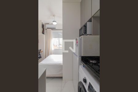 Cozinha de kitnet/studio à venda com 1 quarto, 18m² em Cidade Baixa, Porto Alegre