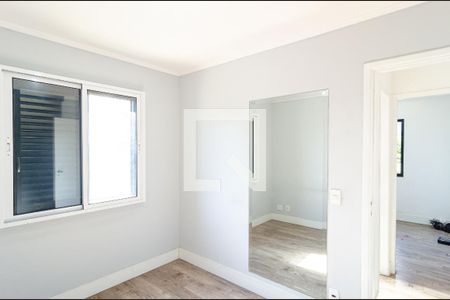 Quarto 1 de apartamento para alugar com 2 quartos, 50m² em Vila Guarani (z Sul), São Paulo