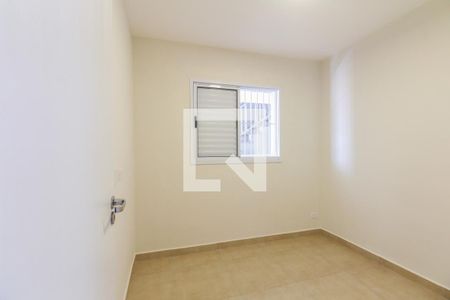 Quarto 1 de apartamento para alugar com 2 quartos, 32m² em Vila Carrao, São Paulo