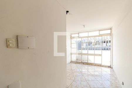 Studio de kitnet/studio para alugar com 1 quarto, 27m² em Santa Ifigênia, São Paulo