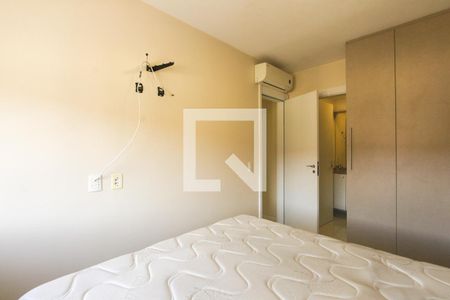 Suite de apartamento à venda com 2 quartos, 64m² em São Geraldo, Porto Alegre