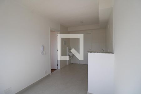 Sala/Cozinha  de apartamento para alugar com 1 quarto, 27m² em Barra Funda, São Paulo