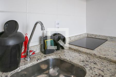 Sala e Cozinha de apartamento para alugar com 1 quarto, 28m² em Água Branca, São Paulo