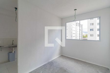 Sala de apartamento para alugar com 2 quartos, 40m² em Jardim Gilda Maria, São Paulo