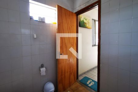 Banheiro de casa à venda com 8 quartos, 500m² em Vila Progresso, Jundiaí