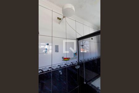 Banheiro Suíte 1 de casa à venda com 3 quartos, 130m² em Vila Sao Francisco, São Paulo