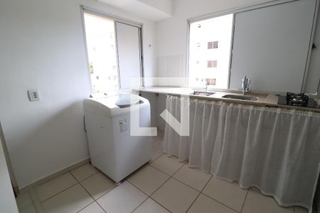 Cozinha e Área de Serviço de apartamento para alugar com 1 quarto, 30m² em Jardim Patrícia, Uberlândia