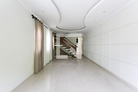 Sala de casa para alugar com 3 quartos, 220m² em Jardim Textil, São Paulo
