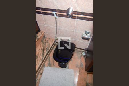 Apartamento à venda com 200m², 4 quartos e 1 vaga Apartamento à venda com 200m², 4 quartos e 1 vagaBanheiro 1