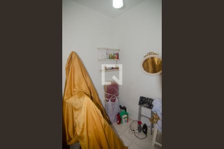 Apartamento à venda com 200m², 4 quartos e 1 vaga Apartamento à venda com 200m², 4 quartos e 1 vagaQuarto de Serviço