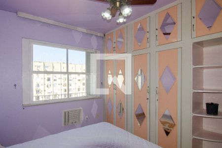 Apartamento à venda com 200m², 4 quartos e 1 vaga Apartamento à venda com 200m², 4 quartos e 1 vagaQuarto 4