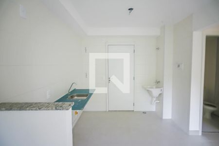 Sala / Cozinha de apartamento à venda com 2 quartos, 32m² em Jardim Celeste, São Paulo