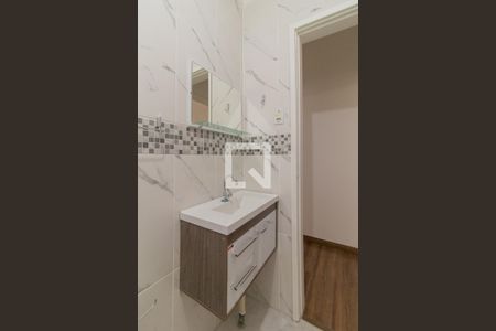 Banheiro de apartamento para alugar com 1 quarto, 45m² em Santana, Porto Alegre