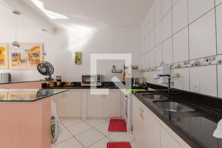 Cozinha de casa para alugar com 2 quartos, 75m² em Morro das Pedras, Florianópolis