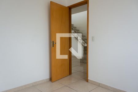 Quarto de apartamento à venda com 2 quartos, 80m² em Nacional, Contagem