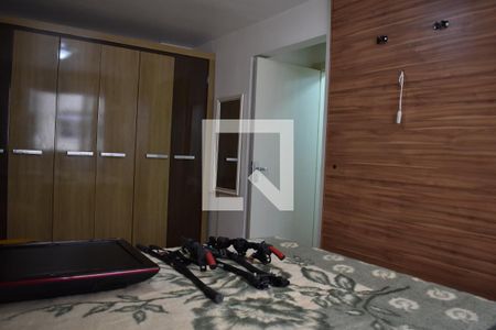 Quarto 1 de apartamento para alugar com 2 quartos, 45m² em Água Verde, Curitiba