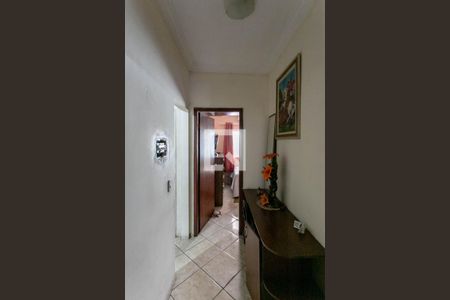 Corredor de casa à venda com 2 quartos, 93m² em São João Batista, Belo Horizonte