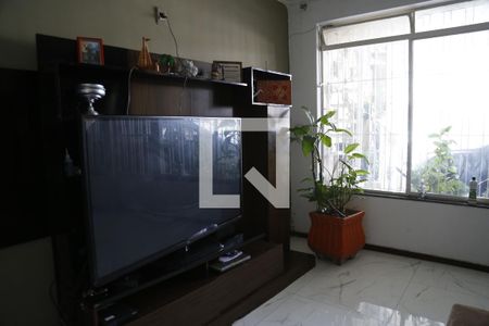 Sala de casa à venda com 2 quartos, 250m² em Vila Picinin, São Paulo