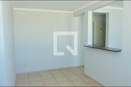 Sala de apartamento à venda com 3 quartos, 58m² em Jardim Marcia, Campinas